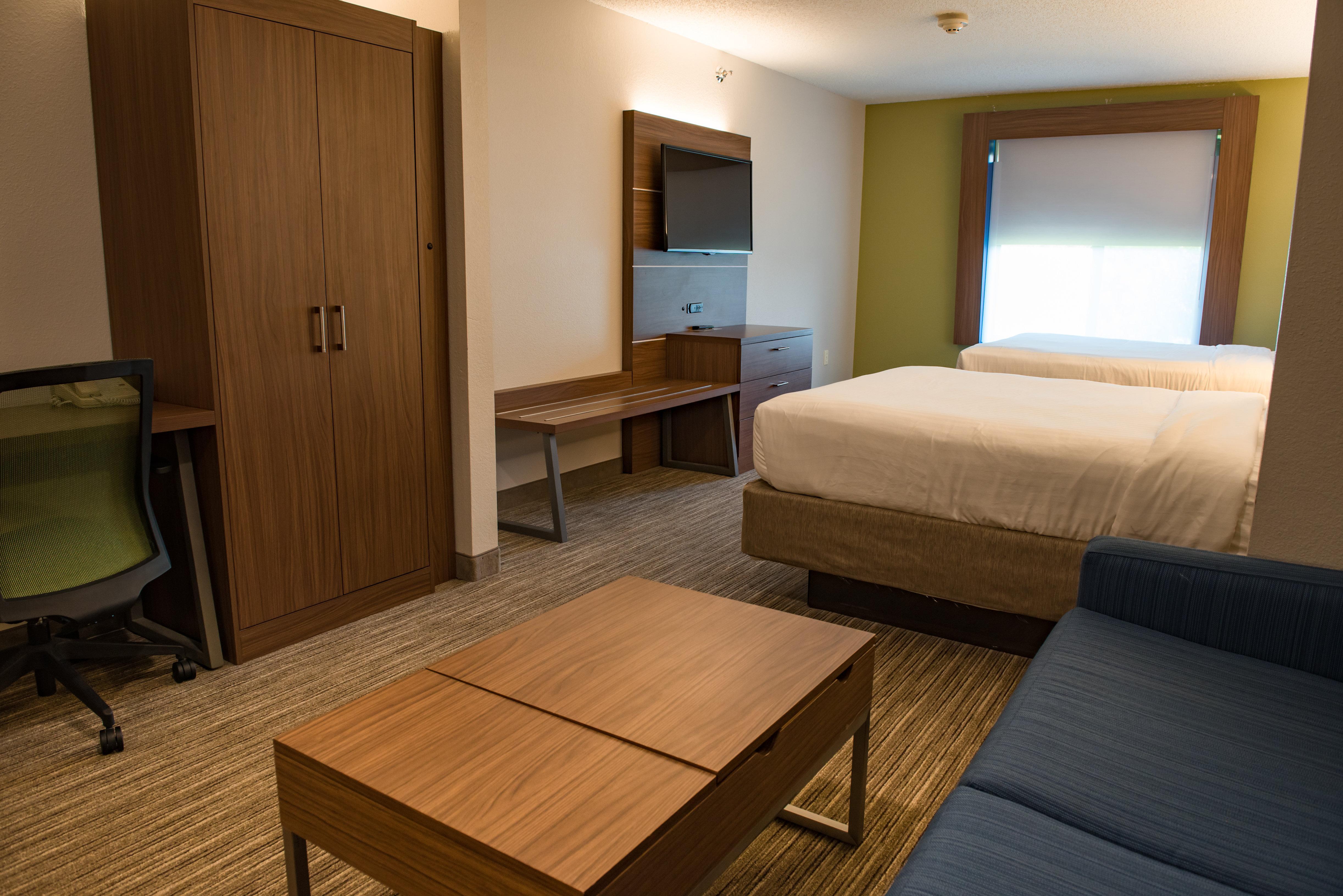 Holiday Inn Express Hotel & Suites Elkhart-South By Ihg Exterior photo