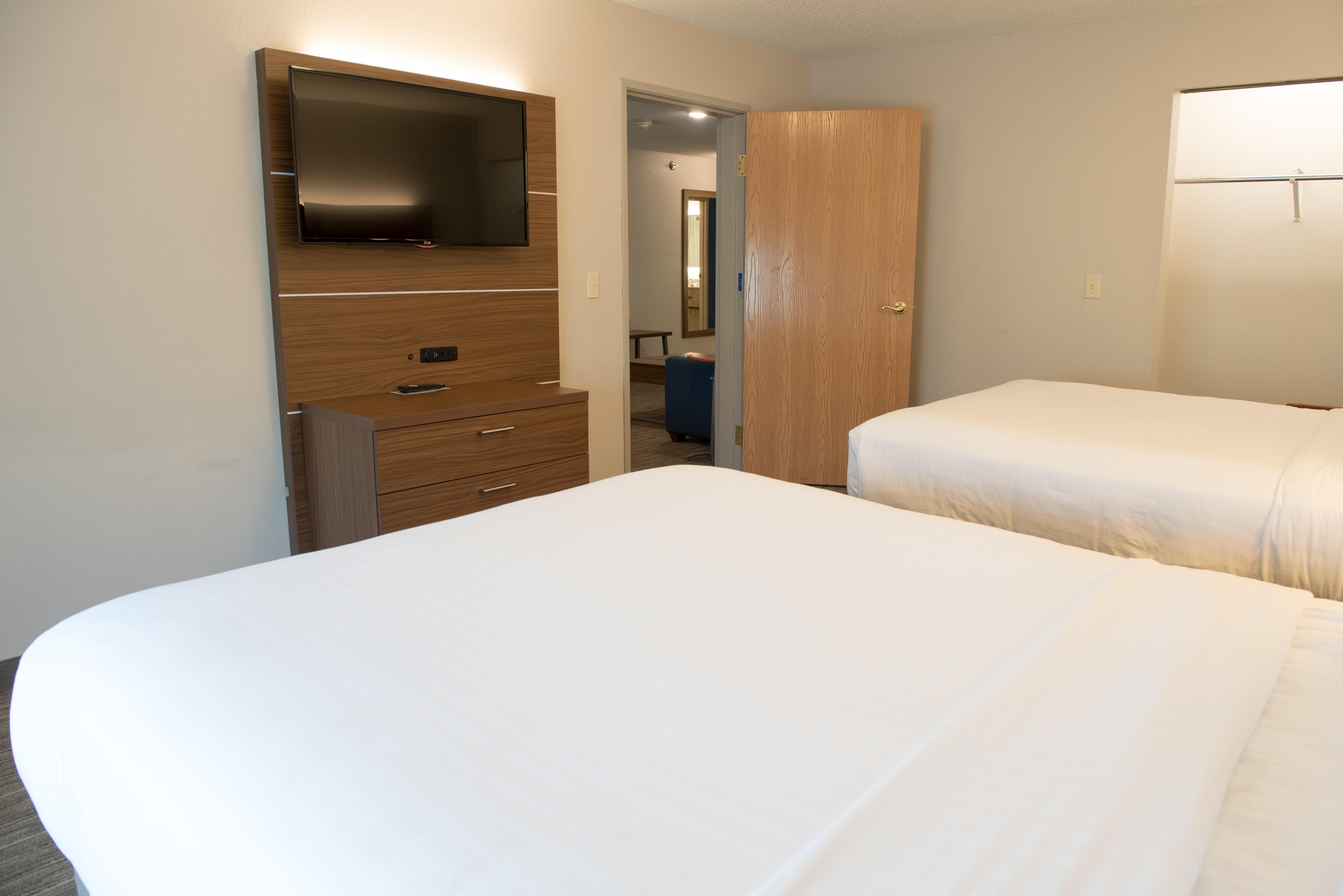 Holiday Inn Express Hotel & Suites Elkhart-South By Ihg Exterior photo