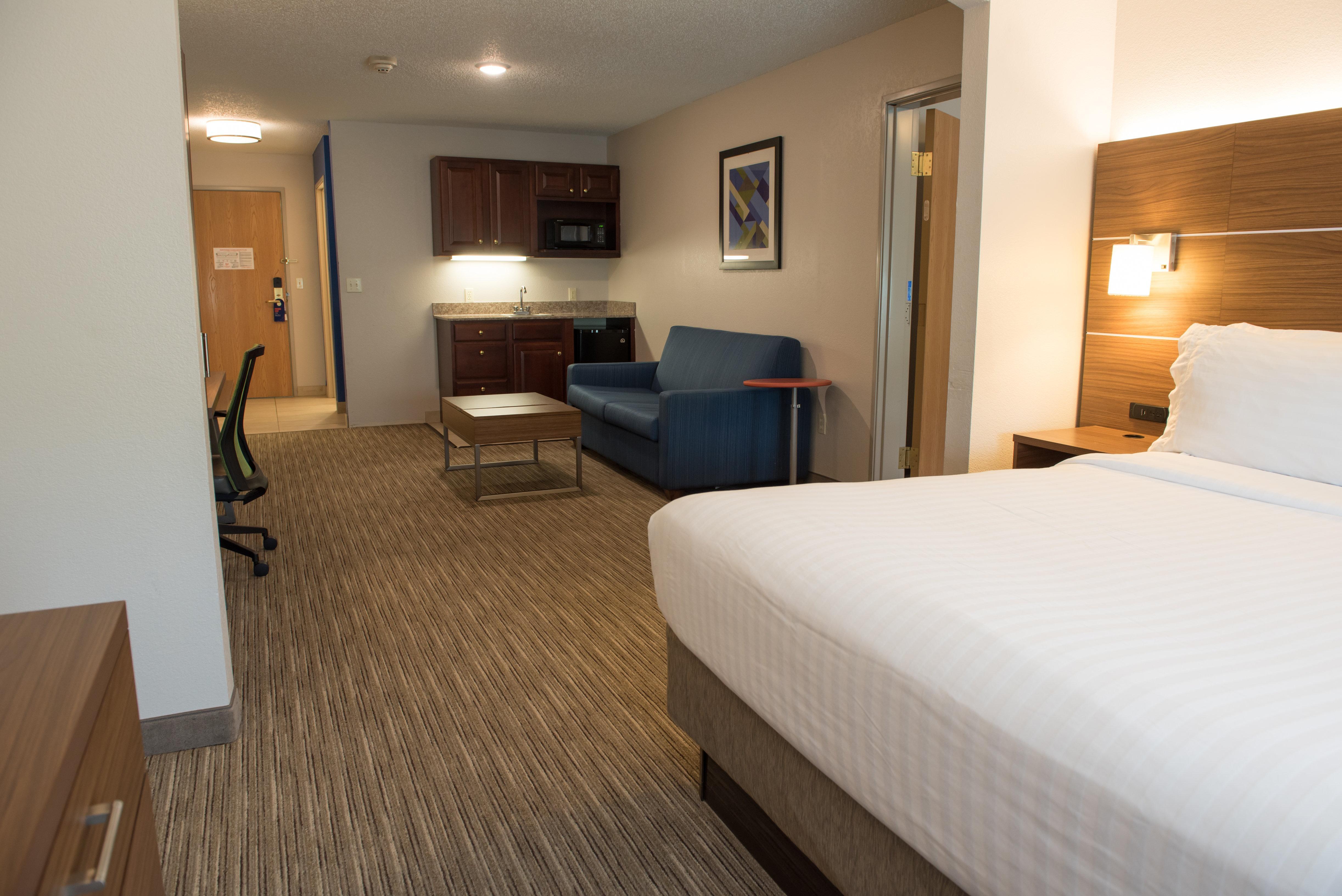 Holiday Inn Express Hotel & Suites Elkhart-South By Ihg Exterior photo