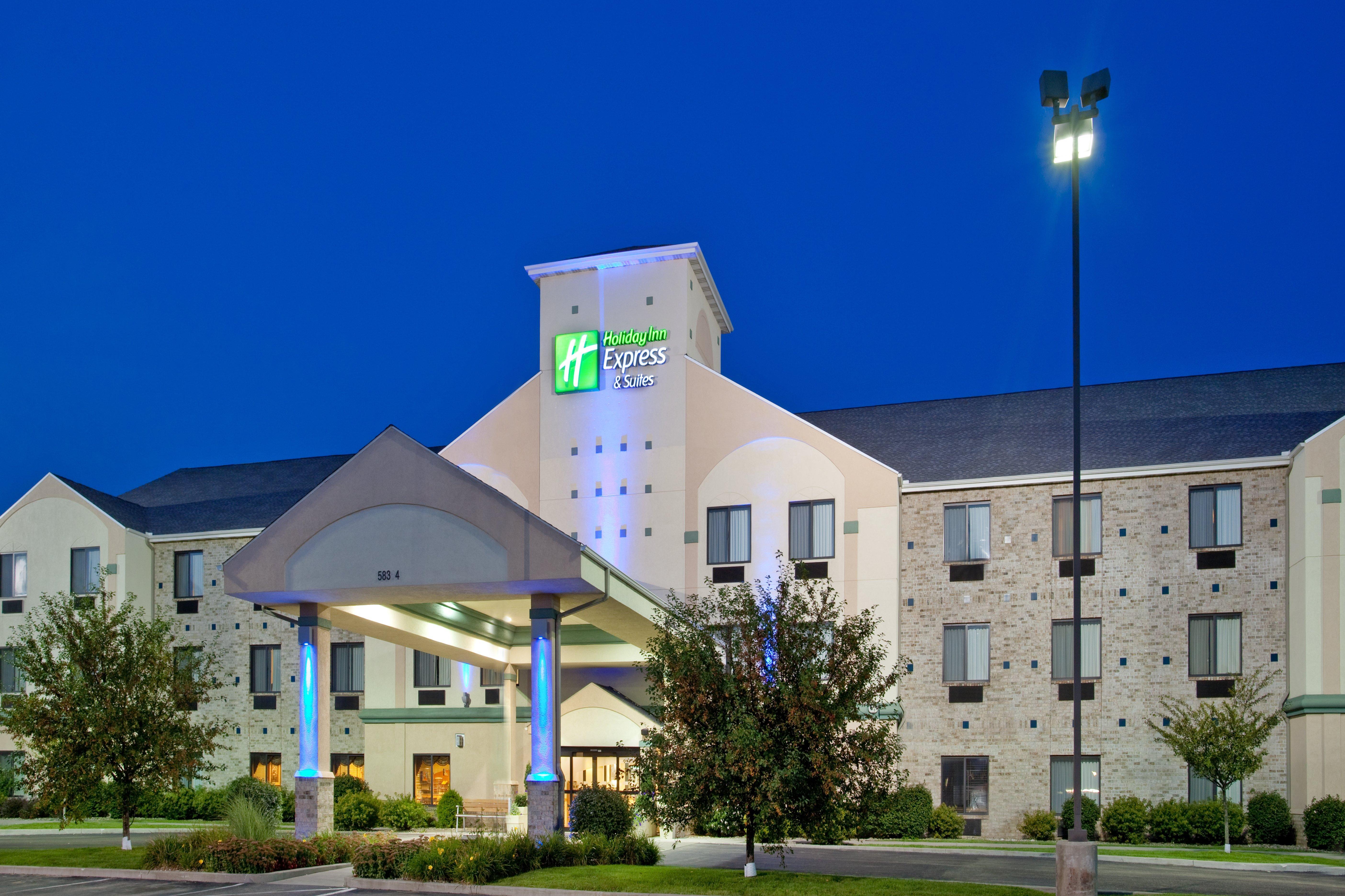 Holiday Inn Express Hotel & Suites Elkhart-South By Ihg Exterior photo