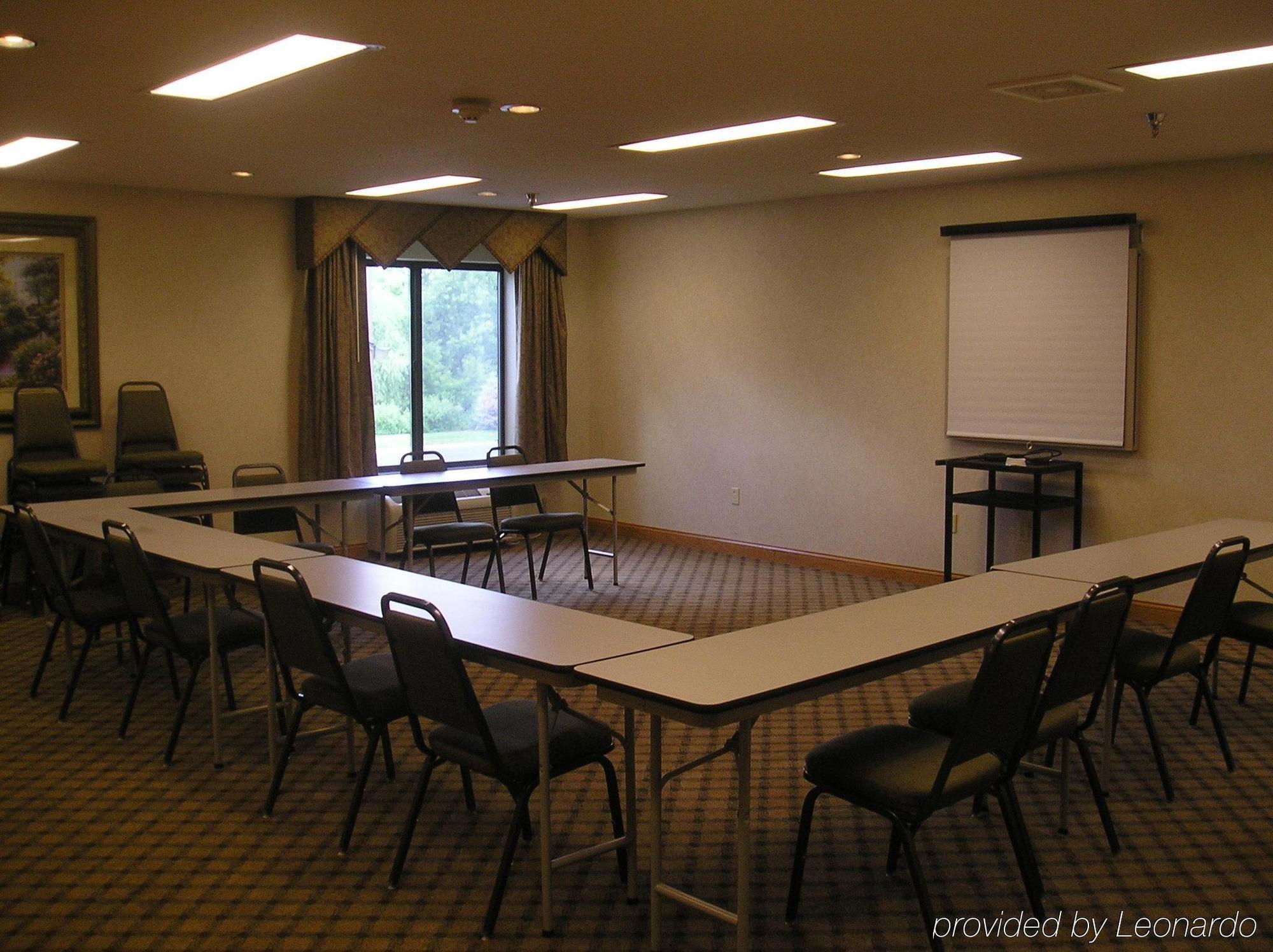 Holiday Inn Express Hotel & Suites Elkhart-South By Ihg Facilities photo