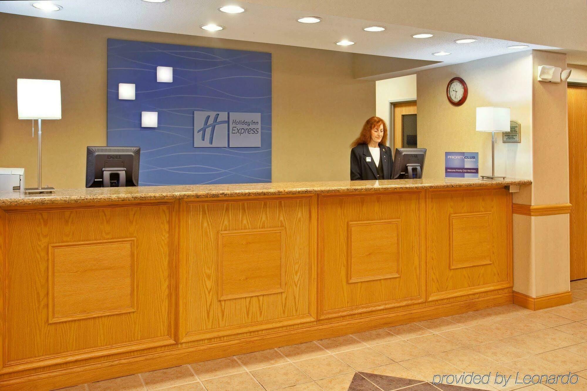 Holiday Inn Express Hotel & Suites Elkhart-South By Ihg Exterior photo